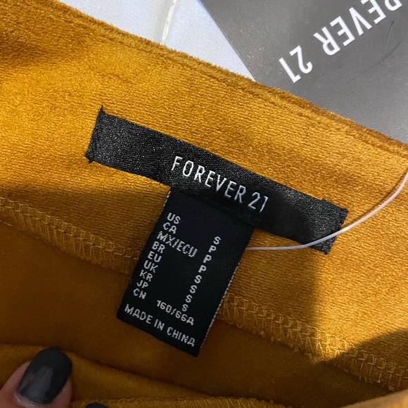 Forever 21 mini skirt - Picture 2 of 3